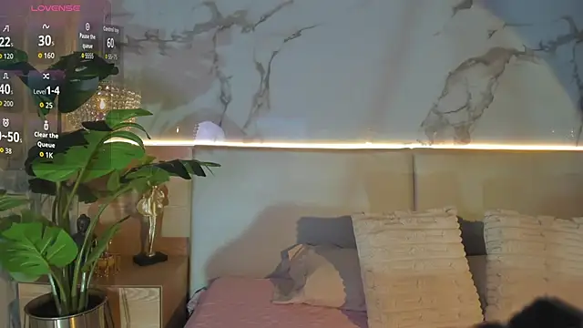 Sienna Bellucci1 online show from 06/06/26, 11:37