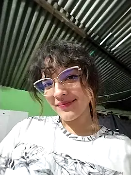 Snapshot of Melissa_Girat_ chatting on 05/10/26, 11:21 Melissa Girat online show from 05/10/26, 11:21