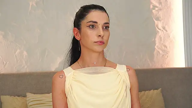Snapshot of MissSophiee_ chatting on 05/24/26, 08:03 MissSophiee online show from 05/24/26, 08:03