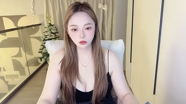 Snapshot of Amara-66 chatting on 05/26/26, 11:39 Amara-66 online show from 05/26/26, 11:39