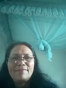 Vieekee online show from 05/23/26, 02:39