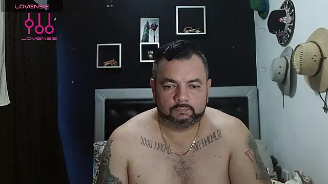 Snapshot of perverseveteranmanxxx chatting on 12/09/24, 07:50 perverseveteranmanxxx online show from 12/09/24, 07:50