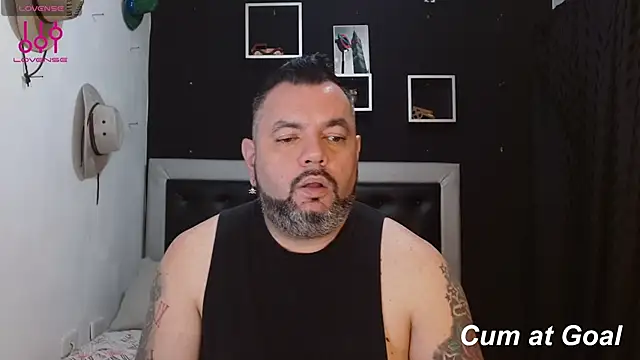 Snapshot of perverseveteranmanxxx chatting on 01/16/25, 12:23 perverseveteranmanxxx online show from 01/16/25, 12:23