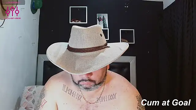 Snapshot of perverseveteranmanxxx chatting on 01/18/25, 12:26 perverseveteranmanxxx online show from 01/18/25, 12:26