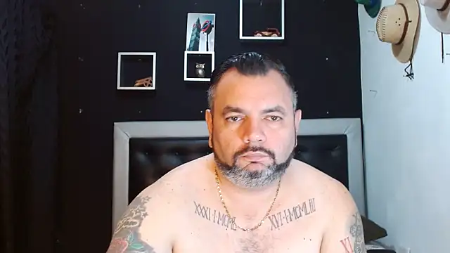 Snapshot of perverseveteranmanxxx chatting on 02/06/25, 03:06 perverseveteranmanxxx online show from 02/06/25, 03:06