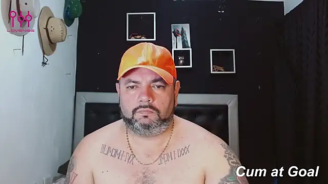 Snapshot of perverseveteranmanxxx chatting on 02/06/25, 07:07 perverseveteranmanxxx online show from 02/06/25, 07:07