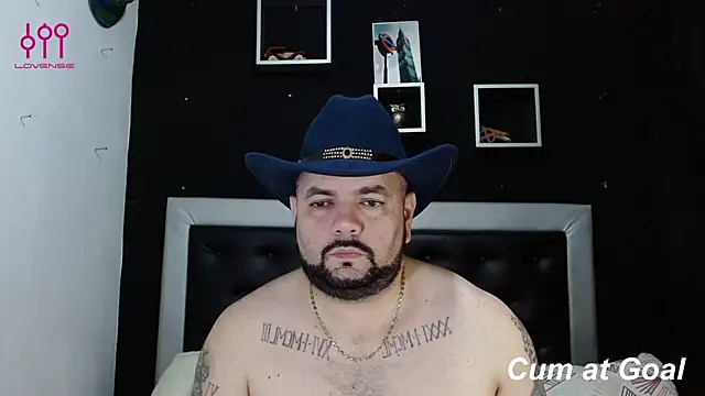 Snapshot of perverseveteranmanxxx chatting on 02/21/25, 01:22 perverseveteranmanxxx online show from 02/21/25, 01:22