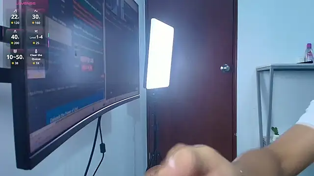 bick jhonn online show from 06/15/26, 07:27
