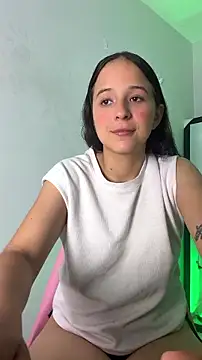 Eilicarver online show from 07/18/26, 12:53