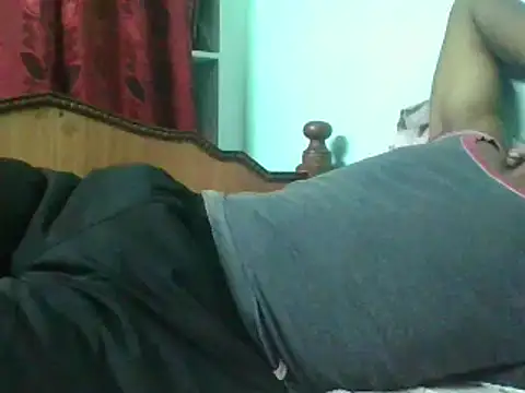 Snapshot of Paani127 chatting on 06/28/26, 04:35 Paani127 online show from 06/28/26, 04:35