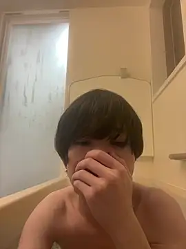 Snapshot of Kiki___1 chatting on 01/12/25, 10:34 Kiki 1 online show from 01/12/25, 10:34