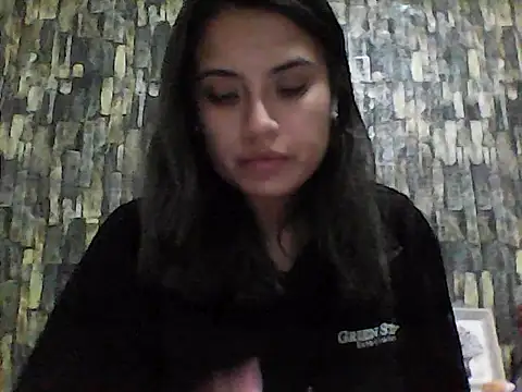 BabyCinnamon1 online show from 06/20/26, 04:59