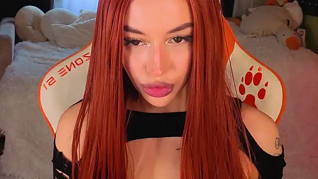 Regina Amour online show from 06/28/26, 01:17