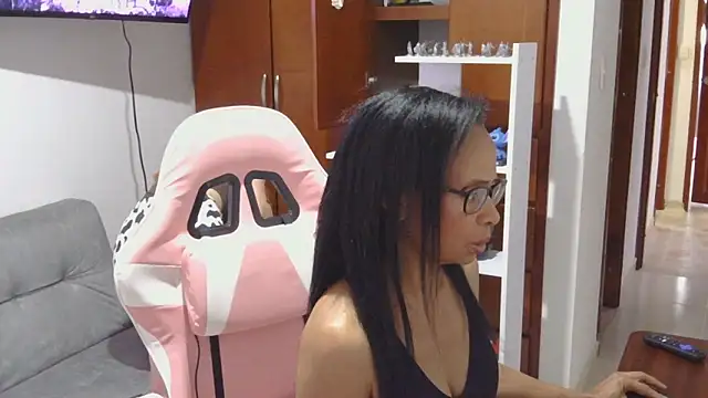 Africa sexy online show from 06/04/26, 08:59