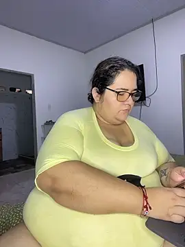 Snapshot of marianacooper1234 chatting on 05/21/26, 04:14 marianacooper1234 online show from 05/21/26, 04:14