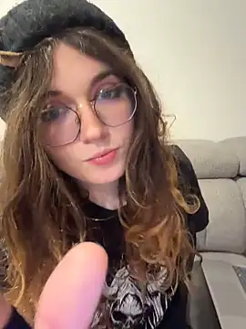 cutypiefull online show from 05/15/26, 11:34