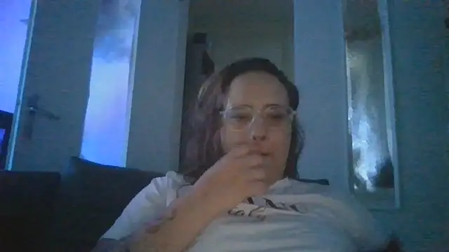 Snapshot of maitresse_eva64 chatting on 06/23/26, 02:15 maitresse eva64 online show from 06/23/26, 02:15
