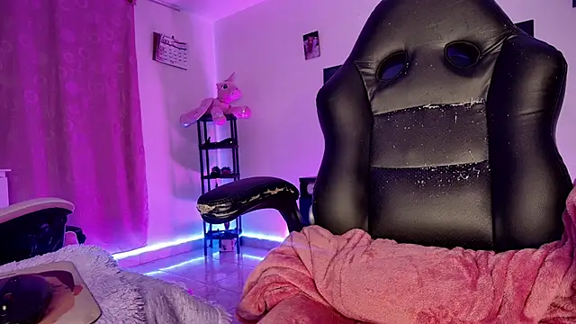 Barbie20  online show from 06/11/26, 10:24