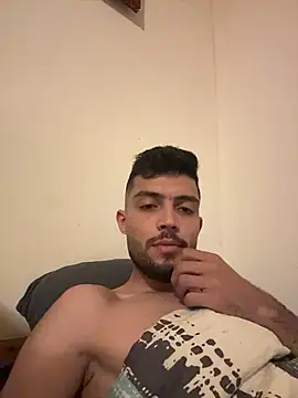 Snapshot of Z-man- chatting on 07/04/26, 11:22 Z-man- online show from 07/04/26, 11:22