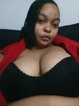 Snapshot of CaramelBBrown chatting on 05/14/26, 05:42 CaramelBBrown online show from 05/14/26, 05:42