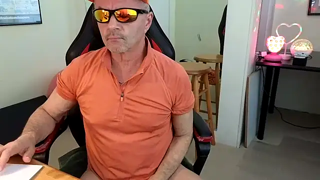 hotdadbod online show from 01/07/25, 09:25