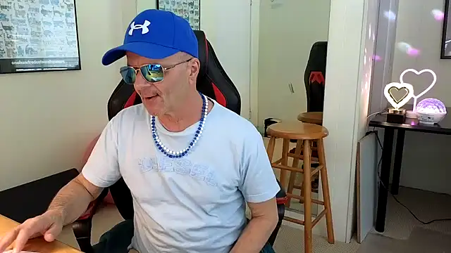 hotdadbod online show from 01/19/25, 09:23