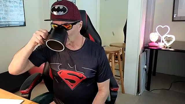 hotdadbod online show from 02/02/25, 09:23