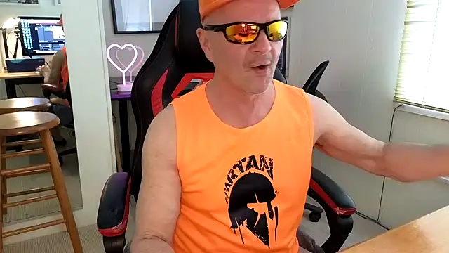 hotdadbod online show from 02/12/25, 09:43