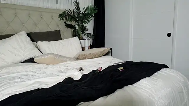 keelieuncensored online show from 07/28/26, 02:13