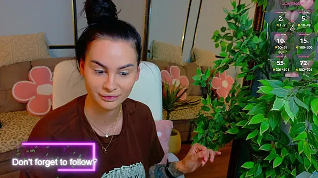 BabyyGirll  online show from 05/16/26, 05:48