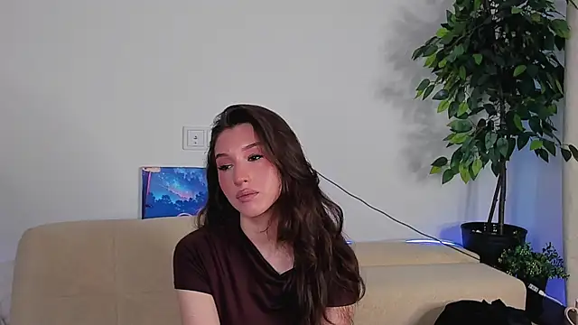 Snapshot of MiaOtar chatting on 05/27/26, 05:04 MiaOtar online show from 05/27/26, 05:04