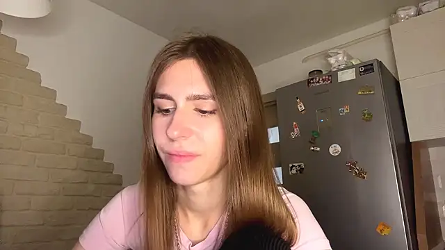 ZaraGuyette online show from 06/08/26, 01:28