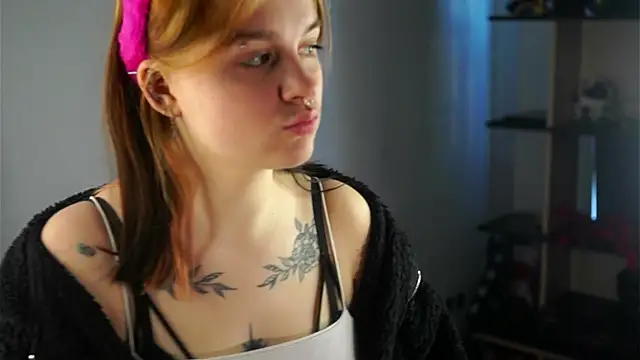 Snapshot of musya_darkny chatting on 05/16/26, 04:17 musya darkny online show from 05/16/26, 04:17