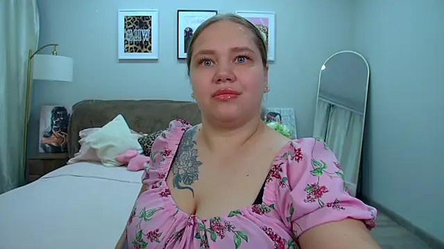 DianaKristol online show from 06/03/26, 02:33