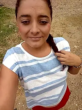 colombianpaisahot online show from 05/13/26, 01:52