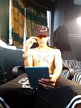 maxwell crazy1 online show from 05/13/26, 10:27