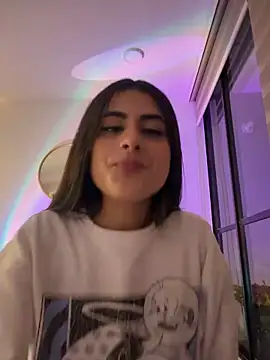 Snapshot of imsofia_dy chatting on 05/15/26, 12:50 imsofia dy online show from 05/15/26, 12:50