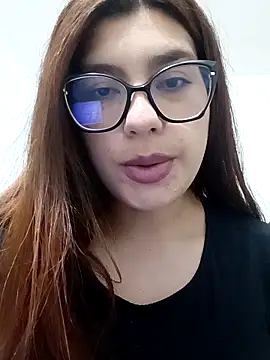 Snapshot of cutetemari chatting on 05/26/26, 02:29 cutetemari online show from 05/26/26, 02:29