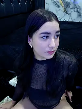 MiaReinig09 online show from 05/20/26, 06:03