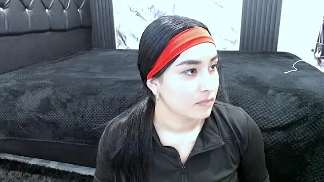 MiaReinig09 online show from 06/17/26, 12:57