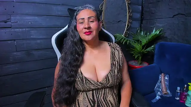Victoria kyler online show from 05/27/26, 03:14