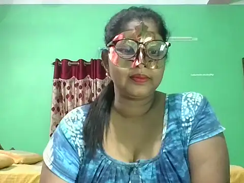 Kavya17 online show from 06/22/26, 02:03
