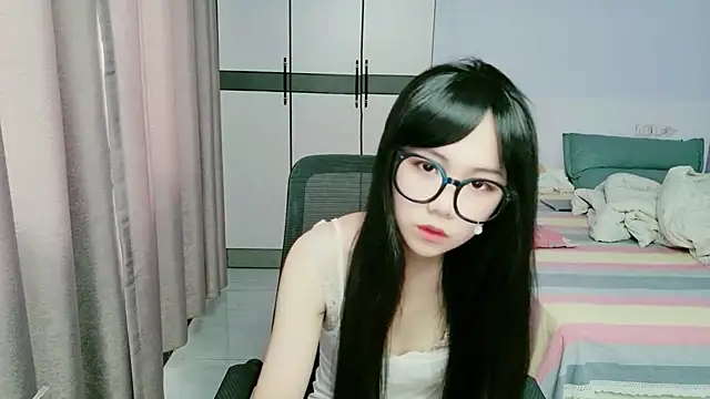 xiaoxiaoyu030 online show from 06/03/26, 09:01