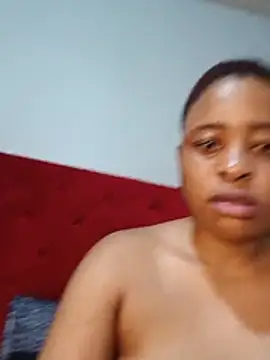 Queenleahx online show from 06/22/26, 06:49