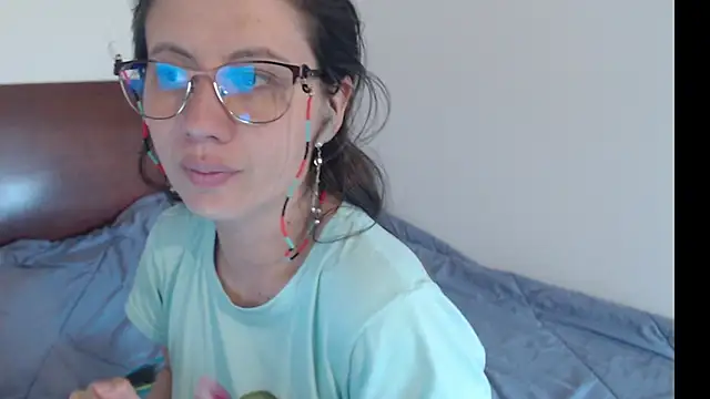 Snapshot of natasha_sex1 chatting on 06/06/26, 10:03 natasha sex1 online show from 06/06/26, 10:03
