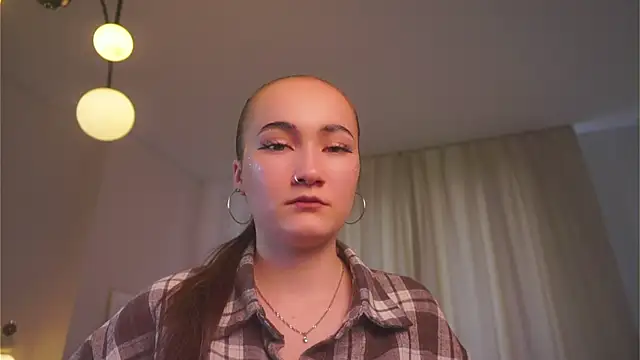Snapshot of ChanellMinacci chatting on 05/27/26, 07:38 ChanellMinacci online show from 05/27/26, 07:38