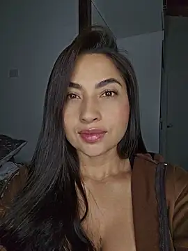 Eva Rousses online show from 06/23/26, 12:30