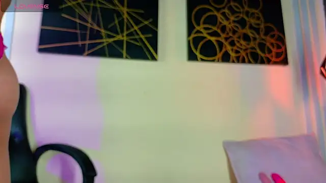 Sofi Williams2 online show from 06/18/26, 10:36