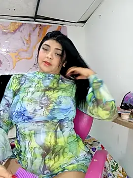 Snapshot of luxuryluna chatting on 05/23/26, 11:42 luxuryluna online show from 05/23/26, 11:42
