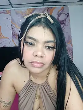 Snapshot of luxuryluna chatting on 06/25/26, 11:42 luxuryluna online show from 06/25/26, 11:42